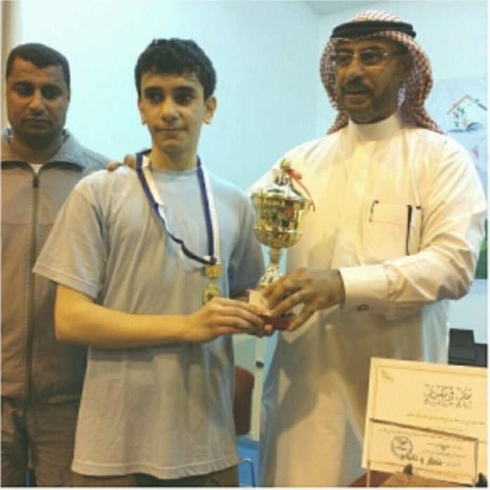 لاعب فريقنا لتنس الطاولة حسن نضير يحقق بطولة نادي الحي بالقطيف